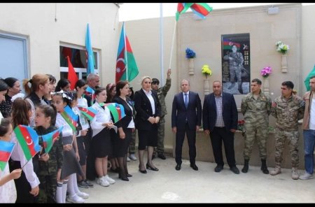 Laçın rayonu Şeylanlı kəndindən olan şəhid Nəcəfov Etibar Mehman oğlunun xatirəsinə qoyulan borelyefin , abidənin açılışı oldu