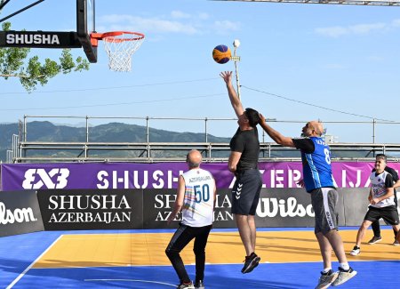 Nazir Şuşada basketbol oynadı - FOTOLAR