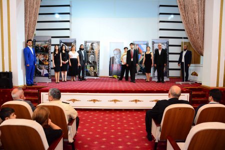 Ümummilli Lider Heydər Əliyevin 100 illik yubileyi münasibətilə Ağstafada “Nurlu ömrün anları” tamaşası nümayiş etdirilib
