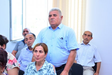 Ağstafa RİH başçısı Seymur Orucov Kolxəlfəli kəndində vətəndaşların növbəti səyyar qəbulunu keçirib