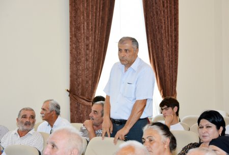 Millət vəkili Ülviyyə Ağayeva Ağstafa rayonunda seçiciləri ilə növbəti görüşlərini keçirib