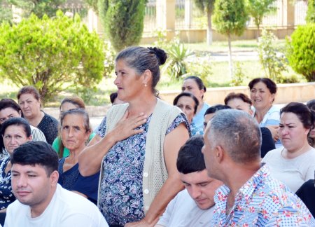 Millət vəkili Ülviyyə Ağayeva Ağstafa rayonunda seçiciləri ilə növbəti görüşlərini keçirib
