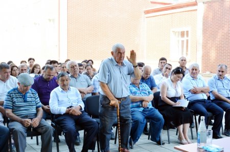 Millət vəkili Ülviyyə Ağayeva Ağstafa rayonunda seçiciləri ilə növbəti görüşlərini keçirib