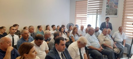 Laçın Rayon İcra Hakimiyyətinin başçısı Aqil Nəzərlinin növbəti görüşü-səyyar qəbulu Abşeron rayonunda keçirildi.