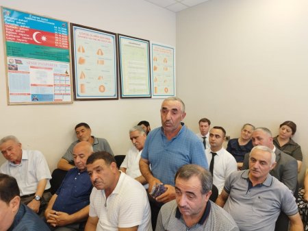 Laçın Rayon İcra Hakimiyyətinin başçısı Aqil Nəzərlinin növbəti görüşü-səyyar qəbulu Abşeron rayonunda keçirildi.