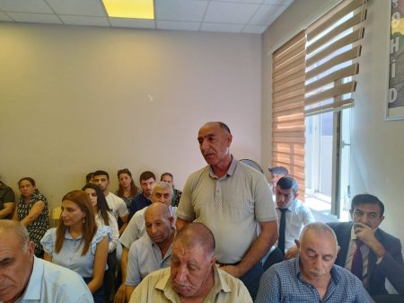 Laçın Rayon İcra Hakimiyyətinin başçısı Aqil Nəzərlinin növbəti görüşü-səyyar qəbulu Abşeron rayonunda keçirildi.