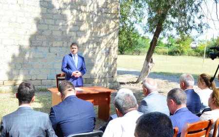 Ağstafa RİH başçısı vətəndaşların növbəti səyyar qəbulunu Qarayazı qəsəbəsində keçirib
