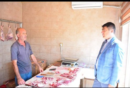 Ağstafa RİH başçısı Seymur Orucov aidiyyəti üzrə məsul şəxslərlə birlikdə növbəti dəfə rayon mərkəzini gəzib