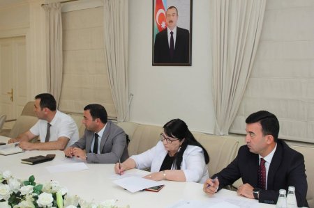 İsmayıllı Rayon İcra Hakimiyyətində vətəndaşların növbəti qəbulu keçirilib