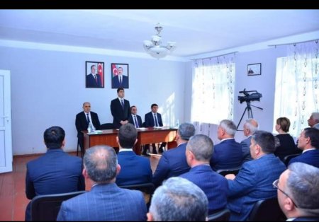 VƏTƏNDAŞLARIN  NÖVBƏTİ  SƏYYAR QƏBULU PİRİLİ KƏNDİNDƏ KEÇİRİLİB 