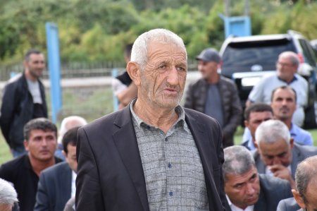 Sentyabrın 19-da Məmmədli kəndində sakinlərlə səyyar görüş keçirilib
