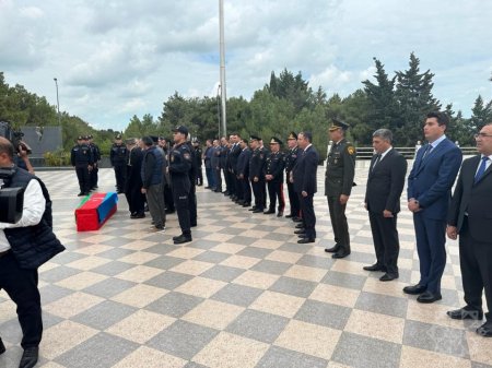 7 polisimiz son mənzilə yola salındı - FOTOLAR