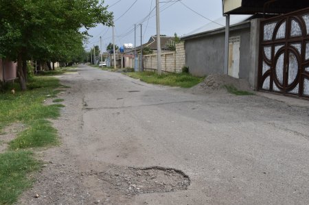 Növbəti asfaltlaşma işləri İ.Həsənoğlu küçəsinin avtomobil yollarında aparılıb