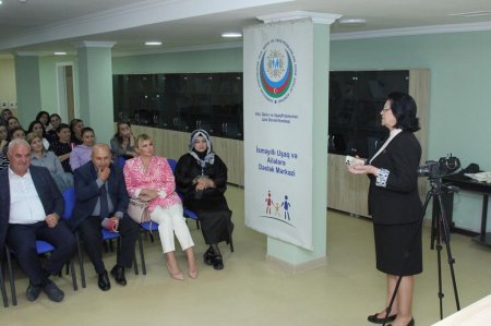 İsmayıllı rayonunda erkən nikah  mövzusunda tədbir keçirilib