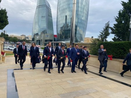 Ağstafa RİH başçısı Seymur Orucov Tatlı kəndində vətəndaşların növbəti səyyar qəbulunu keçirib