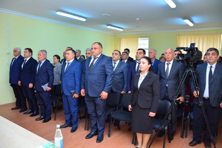 Ağstafa RİH başçısı Seymur Orucov Tatlı kəndində vətəndaşların növbəti səyyar qəbulunu keçirib