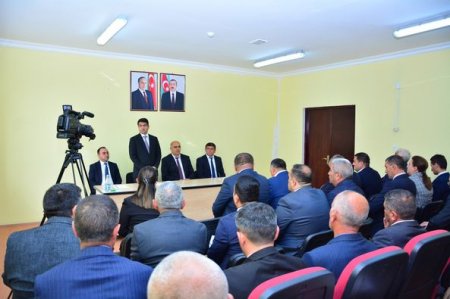 Ağstafa RİH başçısı Seymur Orucov Tatlı kəndində vətəndaşların növbəti səyyar qəbulunu keçirib