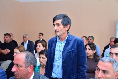 Seymur Orucov Ağstafanın ikinci böyük yaşayış məntəqəsi Dağ Kəsəmən kəndində növbəti səyyar qəbulunu keçirib