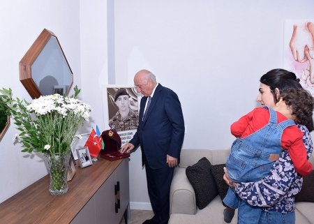 Zakir Fərəcov Vətən Müharibəsi Qəhrəmanlarının ailələrini ziyarət edib – FOTOLAR