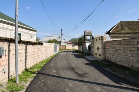Ə.Vahid küçəsinin avtomobil yollarında aparılan əsaslı təmir işləri yekunlaşıb 2