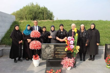 Xocavənd qəsəbəsində yerləşən “Şəhidlər məzarlığı”nda anım tədbiri keçirilmişdir.