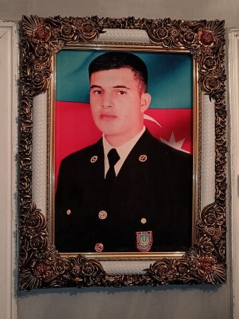 Şəhid Anarın qızı Fatimə balanın ad günü... Şəhid Anarın qızı Fatimə balanın ad günü...