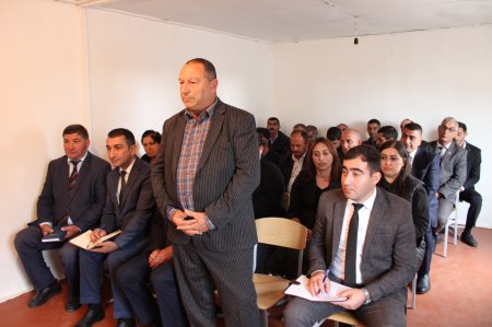 Laçın Rayon İcra Hakimiyyətinin başçısı Aqil Nəzərlinin növbəti görüşü-səyyar qəbulu Bərdə rayonunun Əyricə kəndində keçirildi