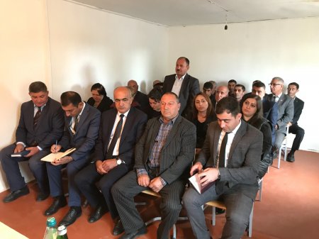 Laçın Rayon İcra Hakimiyyətinin başçısı Aqil Nəzərlinin növbəti görüşü-səyyar qəbulu Bərdə rayonunun Əyricə kəndində keçirildi