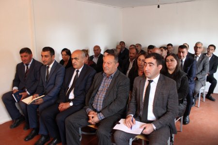 Laçın Rayon İcra Hakimiyyətinin başçısı Aqil Nəzərlinin növbəti görüşü-səyyar qəbulu Bərdə rayonunun Əyricə kəndində keçirildi