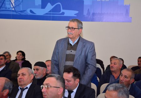 Ağstafa RİH başçısı vətəndaşların növbəti səyyar qəbulunu Həsənsu kənd yaşayış məntəqəsində keçirib