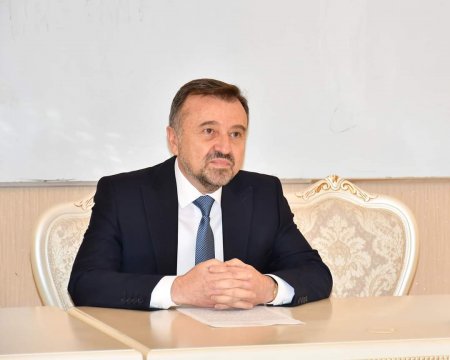 Mədəniyyət naziri Sumqayıtda vətəndaşları qəbul edib