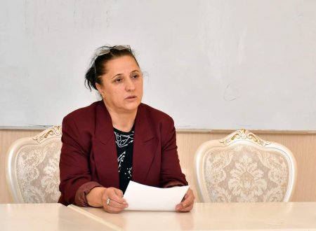 Mədəniyyət naziri Sumqayıtda vətəndaşları qəbul edib