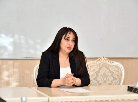 Mədəniyyət naziri Sumqayıtda vətəndaşları qəbul edib