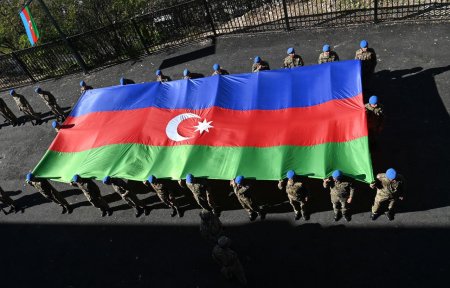 Laçında bayraq yürüşü - FOTOLAR