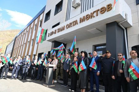 Laçında bayraq yürüşü - FOTOLAR