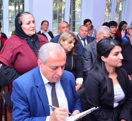 Ağstafa RİH başçısı Poylu qəsəbəsində vətəndaşların növbəti səyyar qəbulunu keçirib
