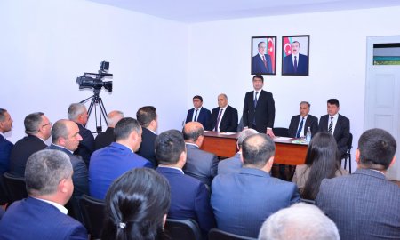 Ağstafa RİH başçısı Poylu qəsəbəsində vətəndaşların növbəti səyyar qəbulunu keçirib