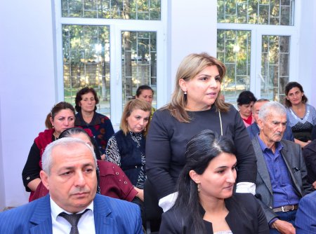 Ağstafa RİH başçısı Poylu qəsəbəsində vətəndaşların növbəti səyyar qəbulunu keçirib