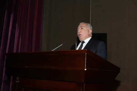 Gəncə şəhəri 1500  ailəlik yeni qəsəbədə yerləşən  Kəlbəcər Mədəniyyət Evində  "Zəfərin mübarək, Azərbaycan!" adlı möhtəşəm bayram tədbiri keçirilmişdir.