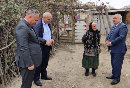 YAP Laçın rayon təşkilatı sədrinin partiya fəalları və sakinlər ilə görüşləri davam edir.