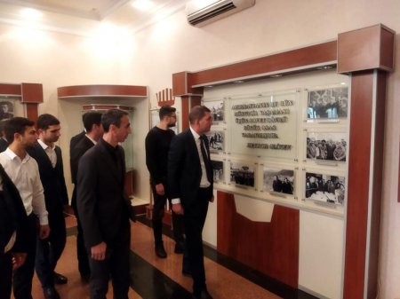 Azərbaycan Respublikasının Prezidenti cənab İlham Əliyevin 2023-cü ilin "Heydər Əliyev İli" elan edilməsi haqqında Sərəncamının icrası ilə əlaqədar YAP Laçın rayon təşkilatının keçirdiyi silsilə tədbirlər davam edir.