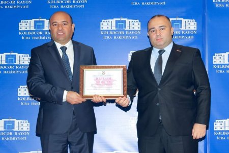 Kəlbəcər rayon İcra Hakimiyyətinin və Kəlbəcər rayon Uşaq İncəsənət Məktəbinin birgə təşkilatçılığı ilə  “Heydər Əliyev İli” çərçivəsində “Ümumilli lider Heydər Əliyevin iris bizim milli sərvətimizdir ” mövzusunda ümumrayon tədbir keçirilib.