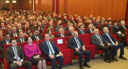 “Heydər Əliyev və Yeni Azərbaycan” mövzusunda konfrans keçirilib.