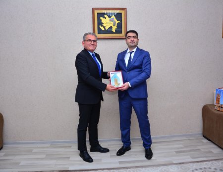 Türkiyə Respublikasının Gəncə şəhərindəki Baş konsulu Recep Öztop Ağstafa rayonuna səfər edib, Ağstafa RİH başçısı Seymur Orucovla görüşüb