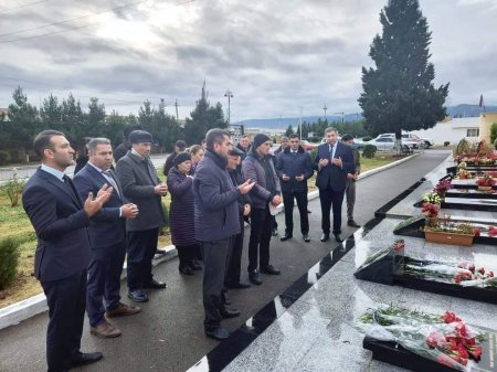 44 günlük Vətən müharibəsində şəhidlik zirvəsinə ucalmış  Məhəmmədli İsmayıl Mahir oğlunun üçüncü ildönümü ilə əlaqədar anım mərasimində iştirak edilib.
