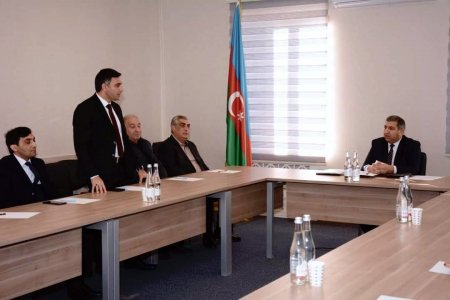 Yeni Azərbaycan Partiyasının Mərkəzi Seçki Qərargahının 17.12.2023-cü il tarixli qərarı ilə tərkibi təsdiq edilmiş  Kəlbəcər rayonu üzrə Yeni Azərbaycan Partiyasının seçki qərargahının iclası keçirildi. 