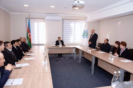 Yeni Azərbaycan Partiyasının Mərkəzi Seçki Qərargahının 17.12.2023-cü il tarixli qərarı ilə tərkibi təsdiq edilmiş  Kəlbəcər rayonu üzrə Yeni Azərbaycan Partiyasının seçki qərargahının iclası keçirildi. 