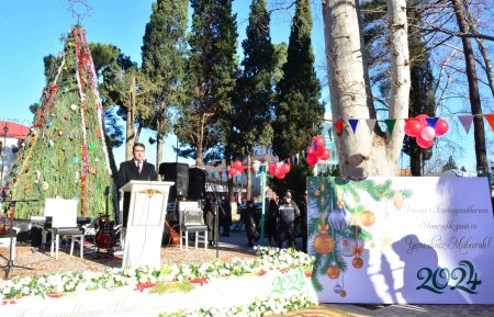 31 dekabr – Dünya Azərbaycanlılarının Həmrəylik Günü və qarşıdan gələn Yeni il münasibəti ilə Ağstafada ümumrayon bayram tədbiri keçirilib