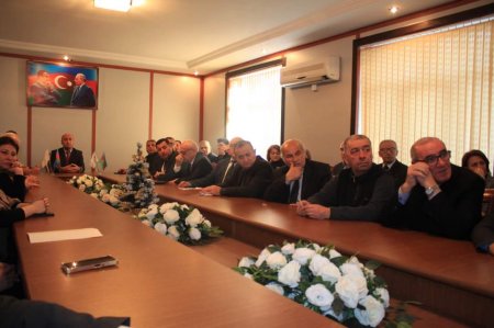Azərbaycan Texnologiya Universitetində Dünya Azərbaycanlılarının Həmrəyliyi Günü və ilin yekunlarına həsr edilmiş tədbir keçirilib. 