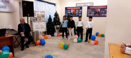 "31 dekabr -Dünya Azərbaycanlılarının həmrəylik günü" və "Yeni il"münasibətilə məktəbdə mədəni-kütləvi tədbir keçirilmişdir.